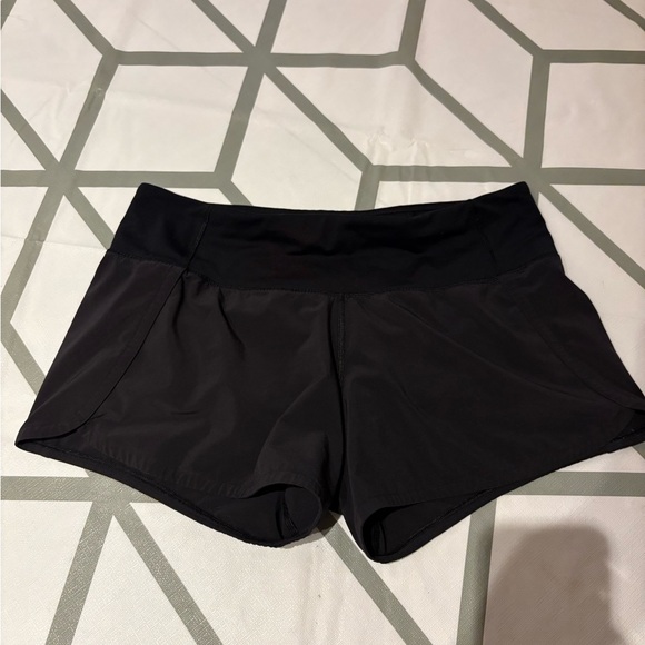 Lululemon Speed Up Low-Rise Lined Short 2.5 - Picture 2 of 4